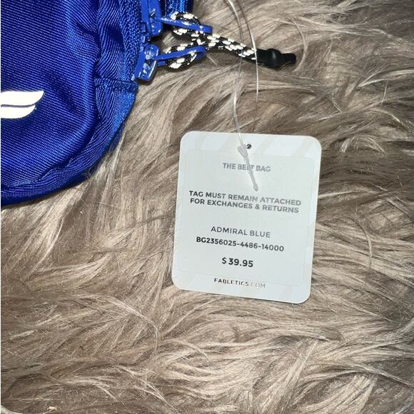 New Fabletics The Belt Bag Admiral Blue O/S - Picture 4 of 7